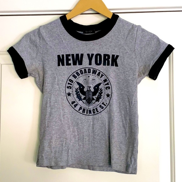 Brandy Melville Tops - JOHN GALT /BRANDY MELVILLE GRAY & BLACK NEW YORK T-SHIRT